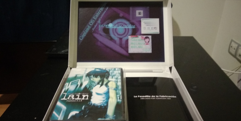 File:Lain Collector's Edition contents.jpg